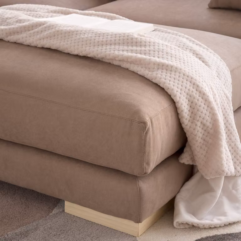 Puf quadrato Luxor Living beige in tessuto con struttura in legno personalizzabile L/P/H: 35 x 35 x 35 cm