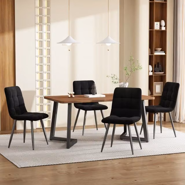Set tavolo da pranzo moderno MIVRAY con 4 sedie in velluto, piano in MDF color noce e gambe in metallo nero, L: 117 cm, P: 75 cm, H: 75 cm