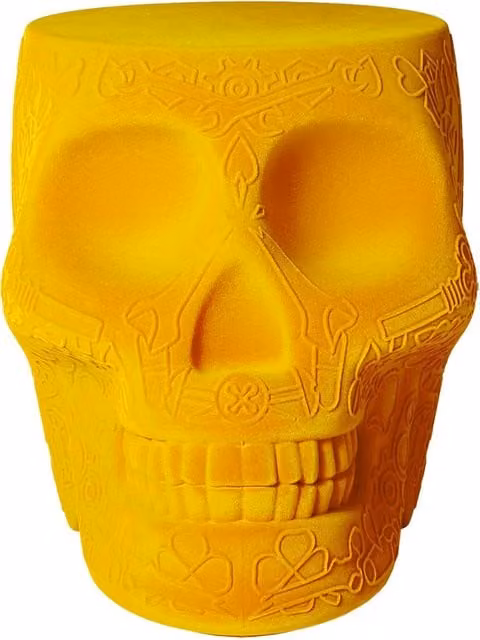 Tavolino rotondo Qeeboo Mexico Velvet in polietilene giallo e oro per il tuo soggiorno