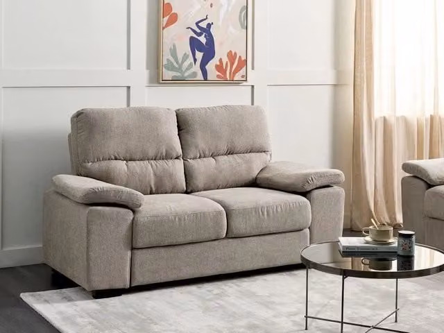 Divano a 2 posti BELIANI in tessuto marrone per soggiorno con struttura in legno e imbottitura in schiuma L: 156 cm, P: 74 cm, H: 90 cm
