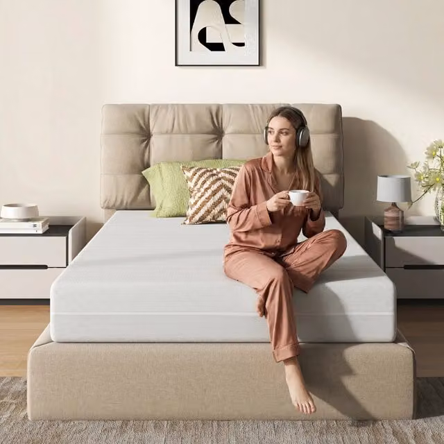 Materasso ergonomico in schiuma reflex REDOM bianco con rivestimento rimovibile