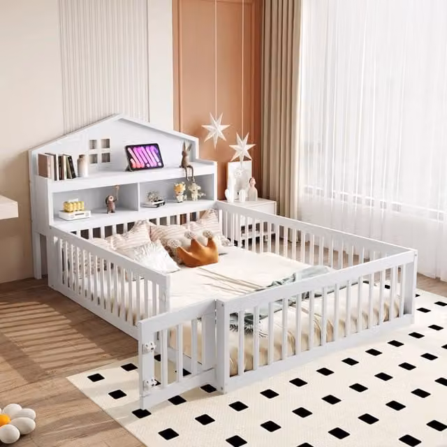 Letto per bambini OKWISH in legno bianco con struttura a casetta, ripiani laterali e contenitore, L/P/H: 200 x 140 x 115 cm