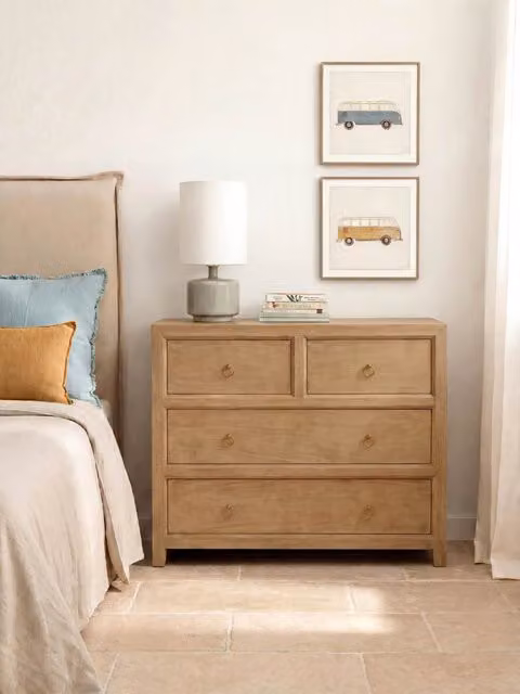 Comò in legno di mango stile rustico per cameretta bambini Kenay Home color beige, marrone e oro