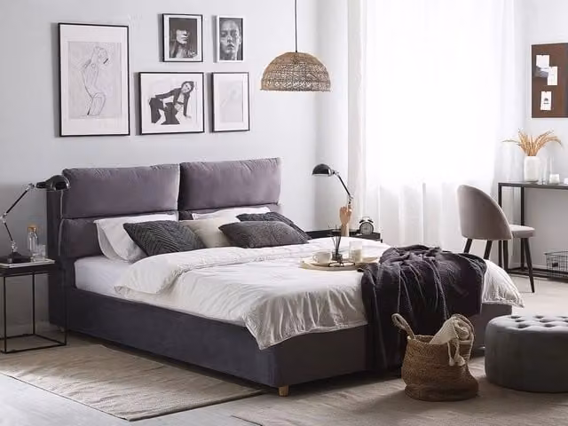 Letto matrimoniale con contenitore Beliani in velluto grigio L/P/H: 180 x 200 x 105 cm