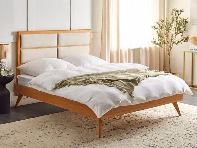 Letto Beliani in legno di frassino e MDF marrone con testata imbottita e design moderno L/P: 160 x 200 cm