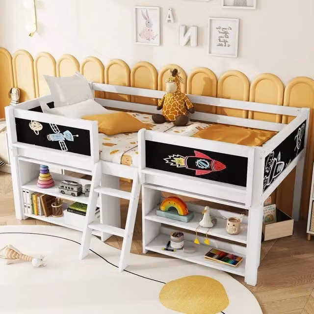 Letto a soppalco singolo OKWISH per bambini in pino bianco con ripiani laterali e scala, L/P/H: 200 x 90 x 124 cm