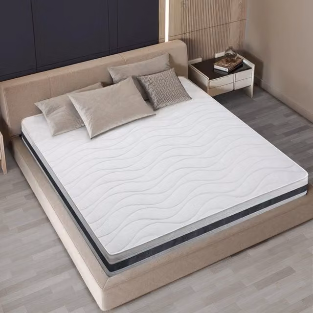 Materasso matrimoniale Essential The White Stone in Waterfoam Ipoallergenico, L/P: 140 x 190 cm, H: 25 cm, con rivestimento in tessuto 3D traspirante bianco