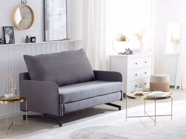 Divano letto Beliani in tessuto grigio con struttura in metallo e coperture rimovibili per soggiorno, stile moderno, L/P/H: 150 x 80 x 68 cm