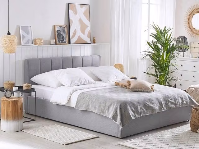 Letto contenitore Beliani con rivestimento in tessuto grigio e base a sollevamento, L/P: 140 x 200 cm