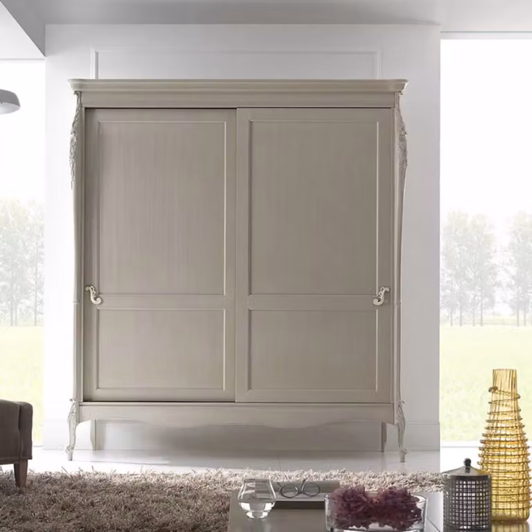 Armadio classico con ante scorrevoli in legno Mobili 2G colore noce e dettagli beige e bianco L/P/H: 204 x 67 x 148 cm