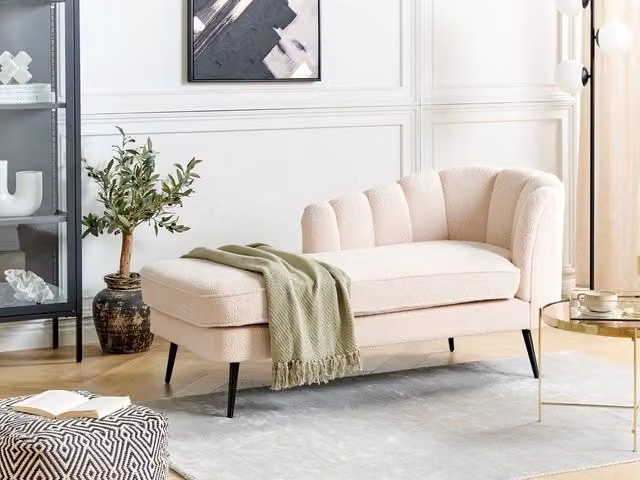 Chaise longue BELIANI in velluto beige chiaro con gambe in metallo nero, versione destra, L/P/H: 150 x 75 x 76 cm