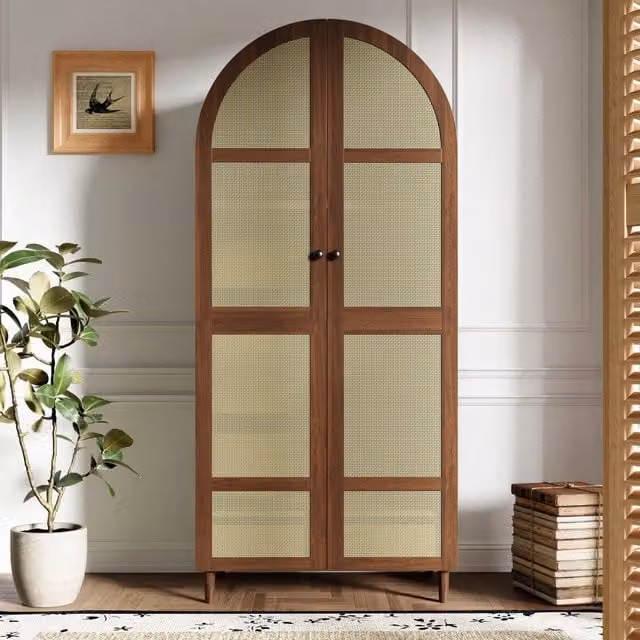 Armadio guardaroba moderno in rattan e MDF marrone con ante a battente, cassetti interni, ripiani e barra appendiabiti, L: 80 cm, P: 50 cm, H: 179 cm