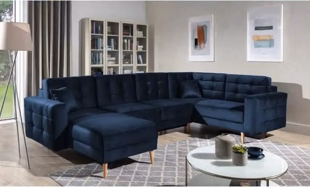 Divano angolare panoramico convertibile U HASGARD MEUBLORAMA blu notte in velluto con contenitore e funzione letto L: 326 cm