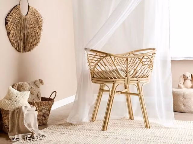 Culla in rattan naturale BELIANI color beige con cuscino in tessuto, stile boho rustico per bambini, L: 87 cm, P: 55 cm, H: 92 cm