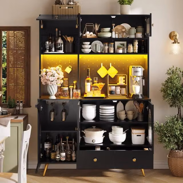 Armadio alto REDOM nero lucido in MDF e vetro con illuminazione integrata, portabottiglie e ante soft-close, L/P/H: 120 x 40 x 176 cm