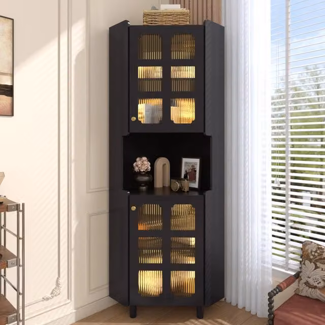 Armadio angolare Minimal nero lucido in MDF con ante in vetro e illuminazione integrata per soggiorno, camera o bagno, H: 157.5 cm, L: 63.5 cm, P: 63.5 cm