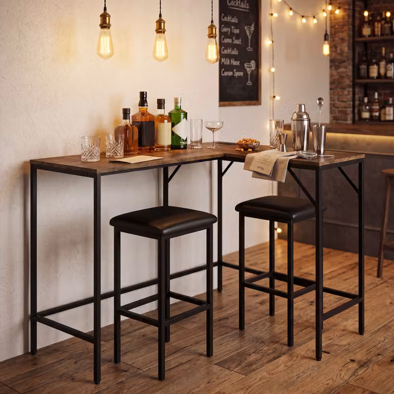 Set tavolo da bar Costway con 2 sgabelli imbottiti e stazione di ricarica, penisola per cucina in legno e metallo stile industriale, Marrone