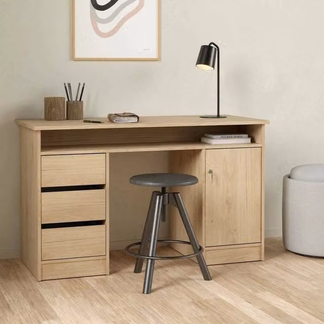 Scrivania DMORA moderna in legno color rovere, tavolo per ufficio e computer con piano rettangolare, L: 126 cm, P: 55 cm, H: 76 cm